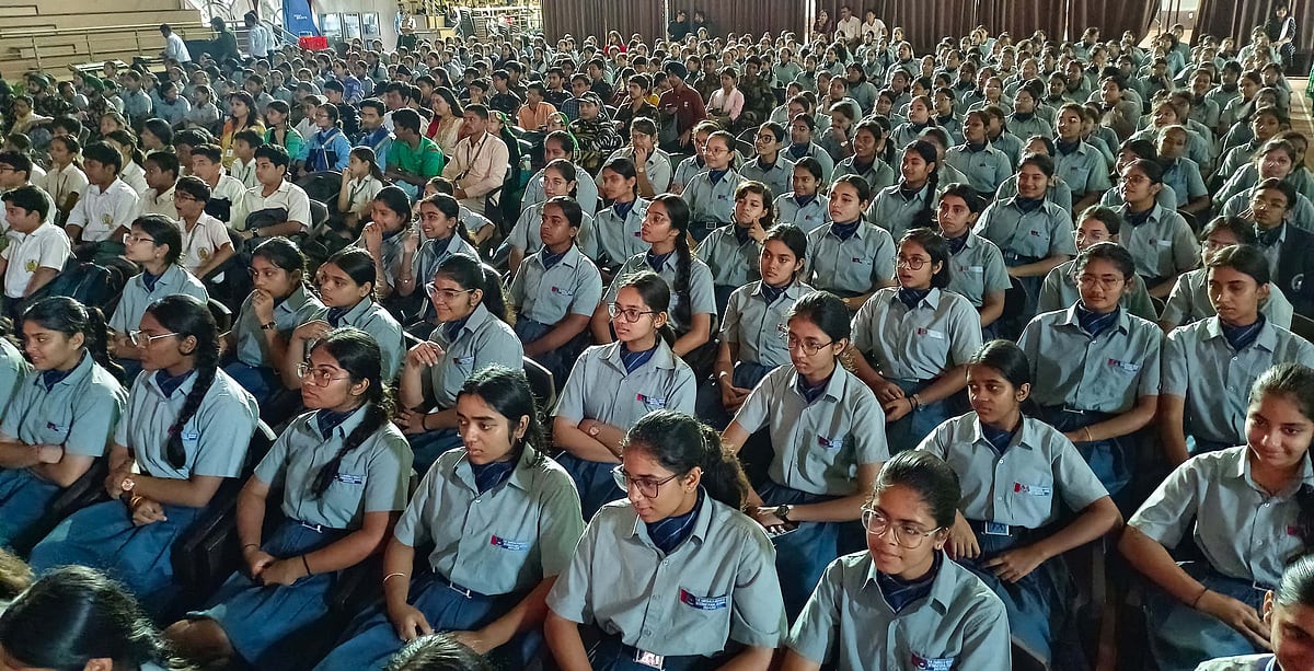Students and audience during the programme